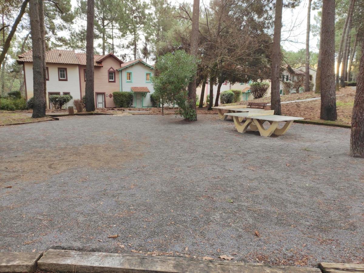 Un Nid Dans La Pinede Villa Lacanau Kültér fotó